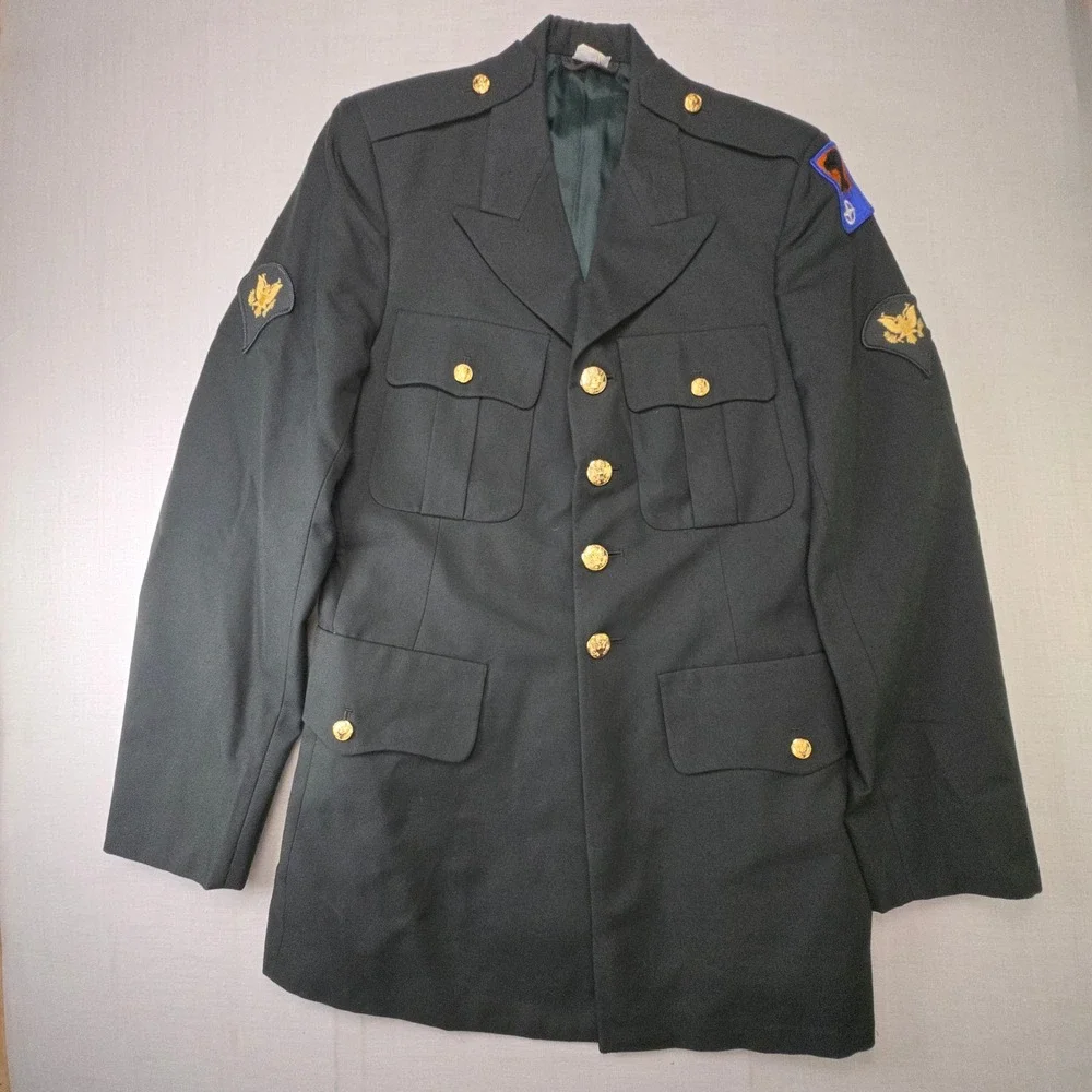 VTG Military Uniform Army Coat DeRossi & Son 37L Mens Green Specialist Patch USA